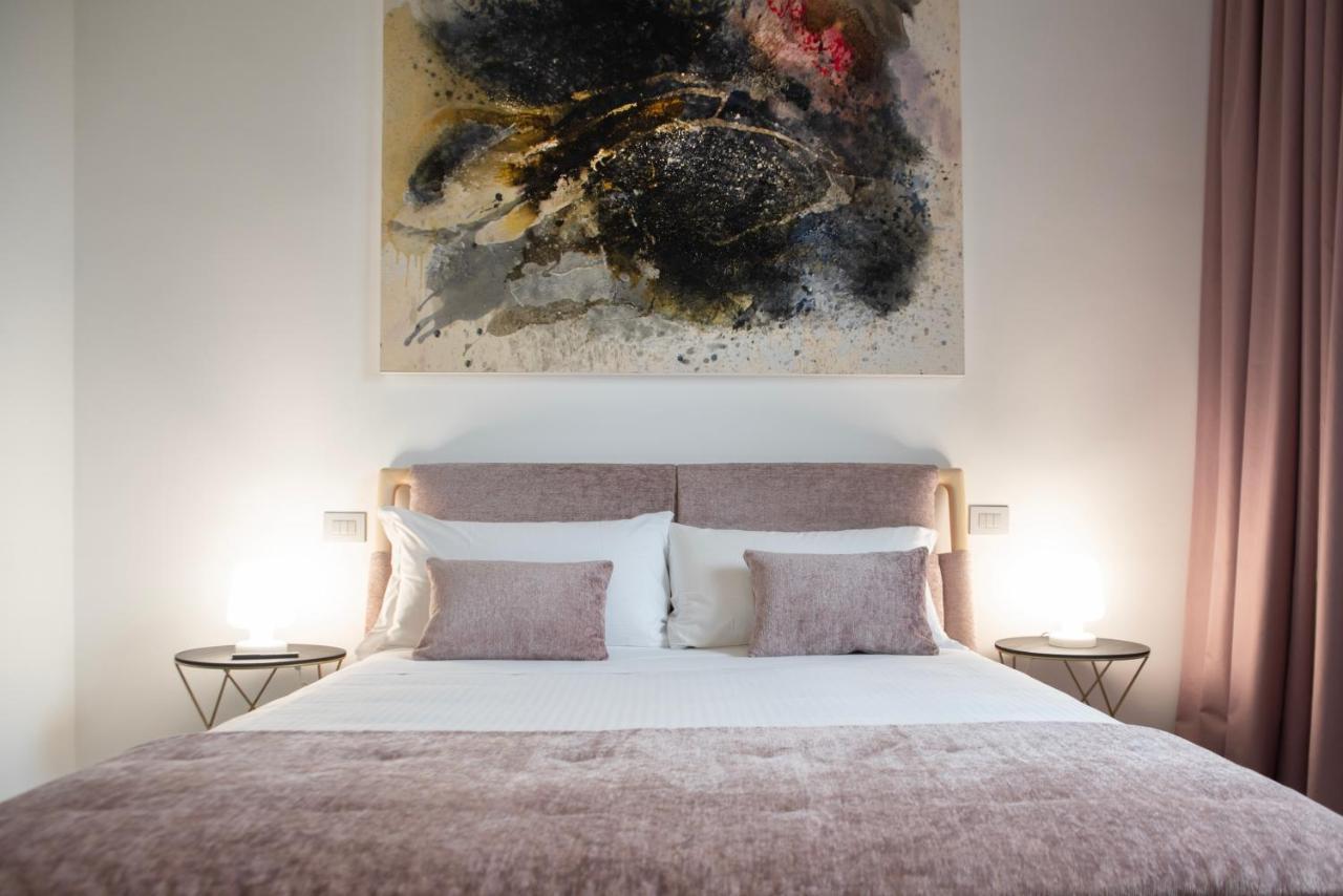 Lisetta Gardens Boutique & Suites Чистернино Экстерьер фото