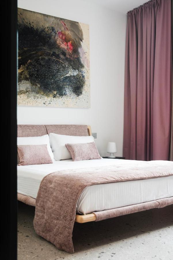 Lisetta Gardens Boutique & Suites Чистернино Экстерьер фото