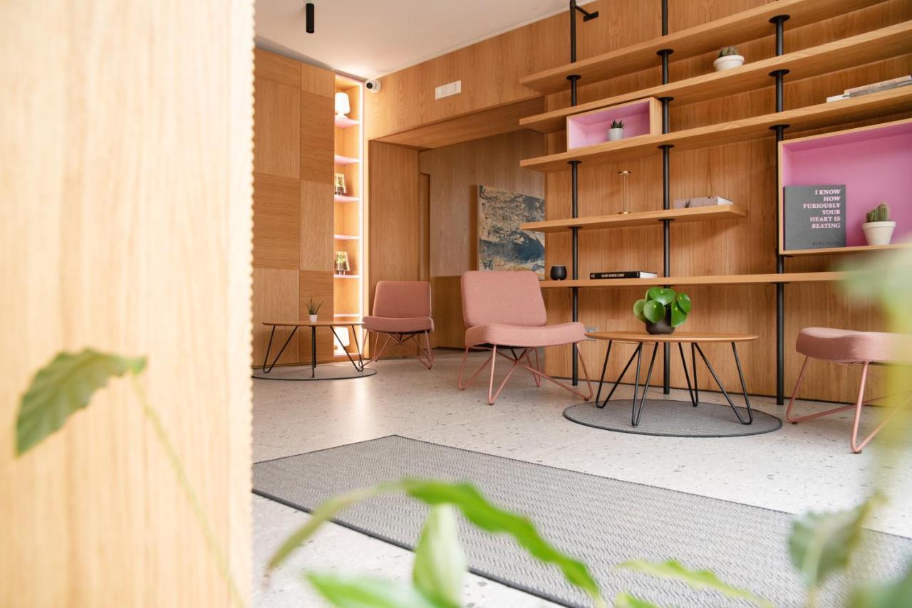 Lisetta Gardens Boutique & Suites Чистернино Экстерьер фото